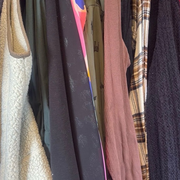 Meet your Posher, Katie - Picture 2 of 7